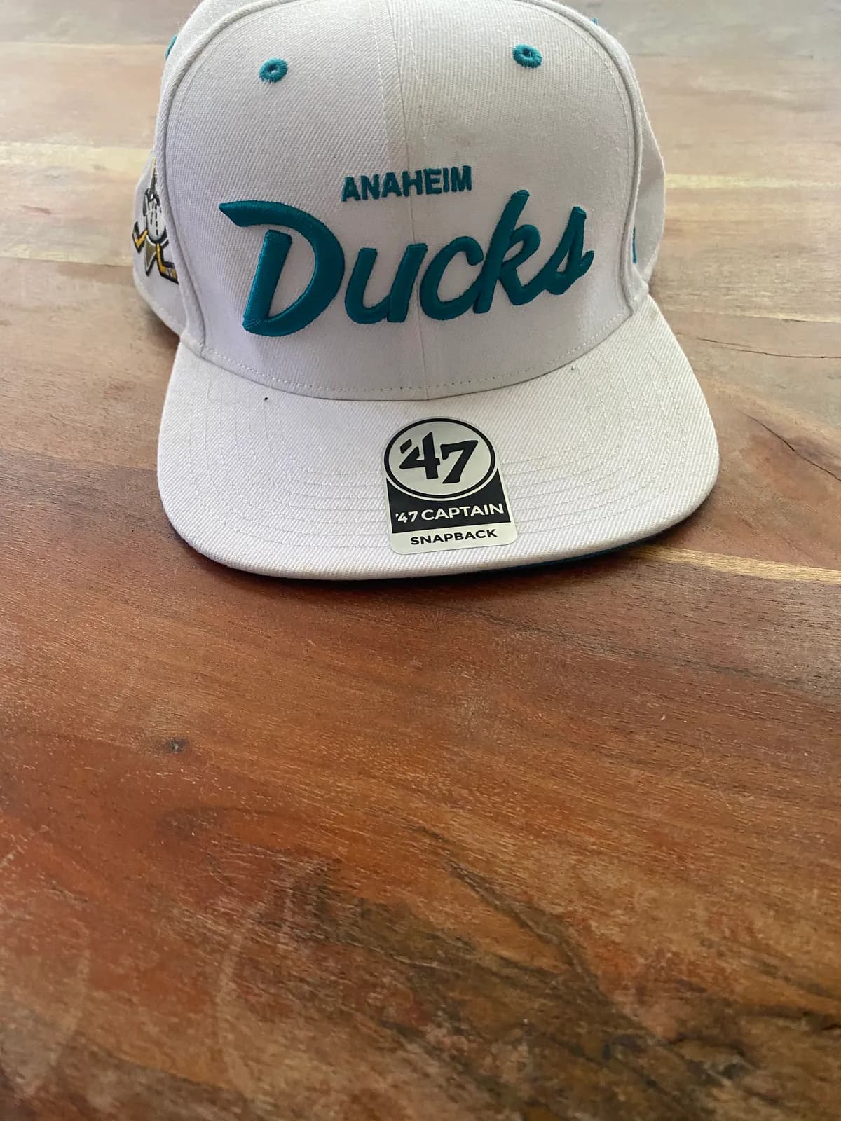 Gorra Anaheim Ducks '47 Captain Snapback